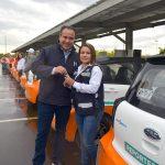Avanza Toño Astiazarán con vehículos eléctricos para equipar áreas de atención a hermosillenses